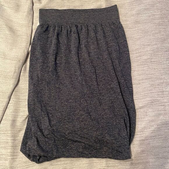 Lululemon Boulevard Bliss Skirt - Picture 3 of 10